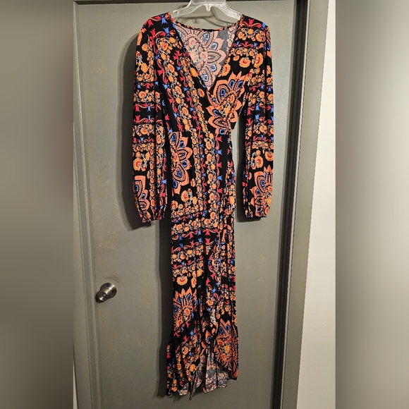NWOT Southwestern Boho Floral Wrap Dress - Picture 3 of 8